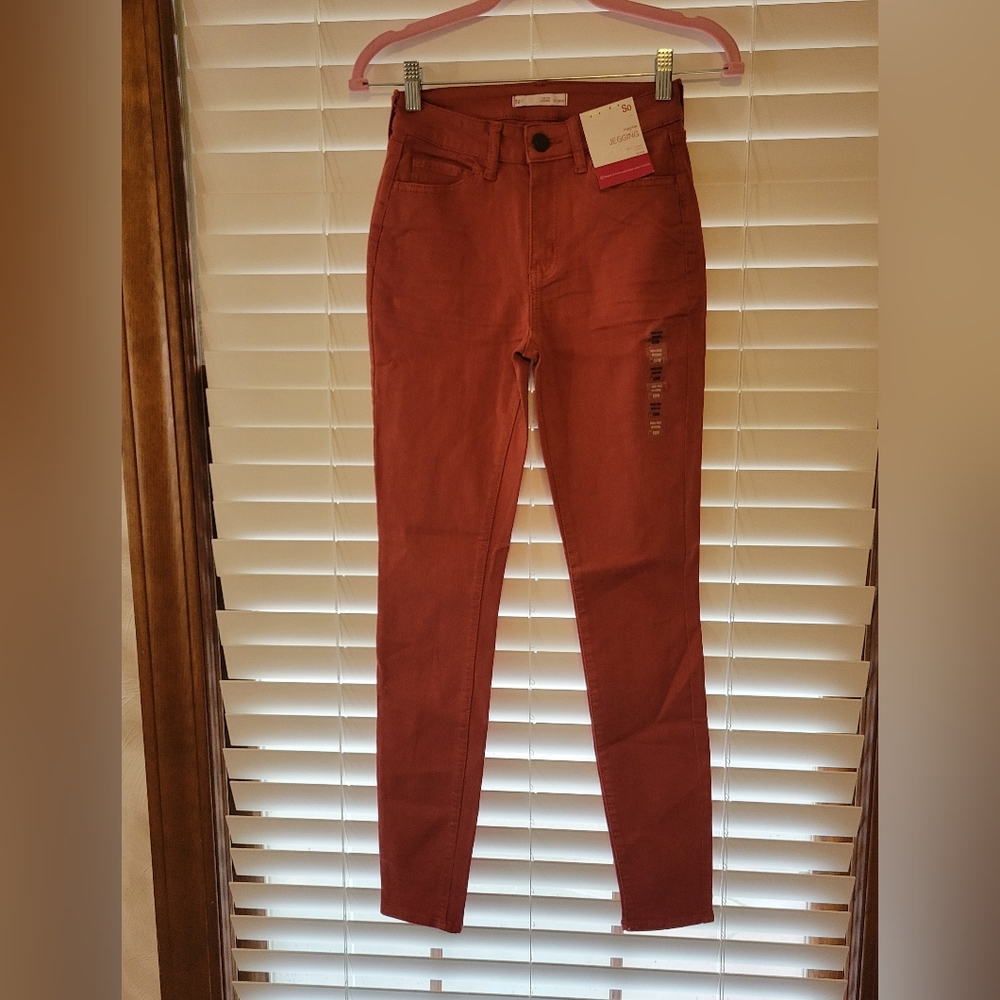 SO Juniors High Rise Jegging 0/24W